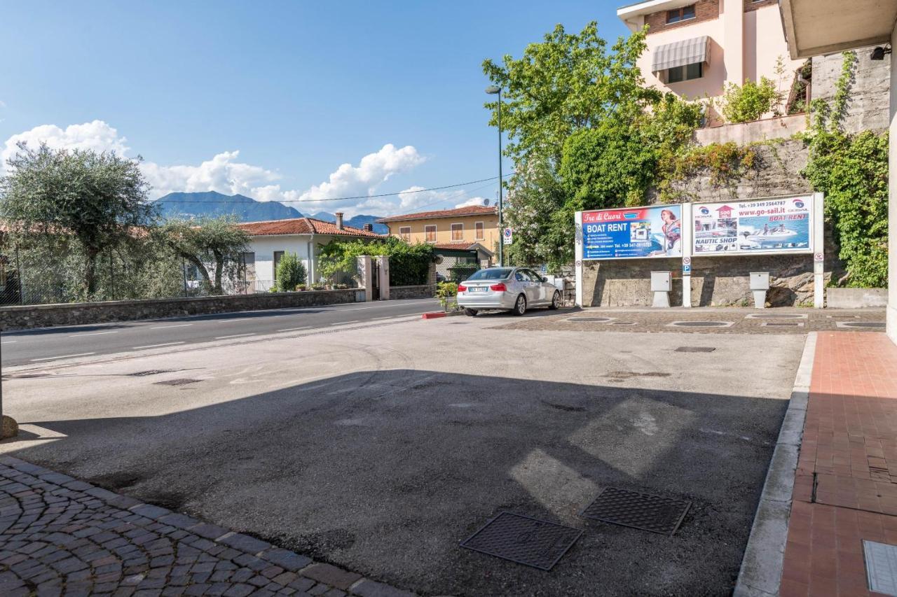 Lake View With Aircon - 5 Minutes From The Beach! Brenzone sul Garda Kültér fotó