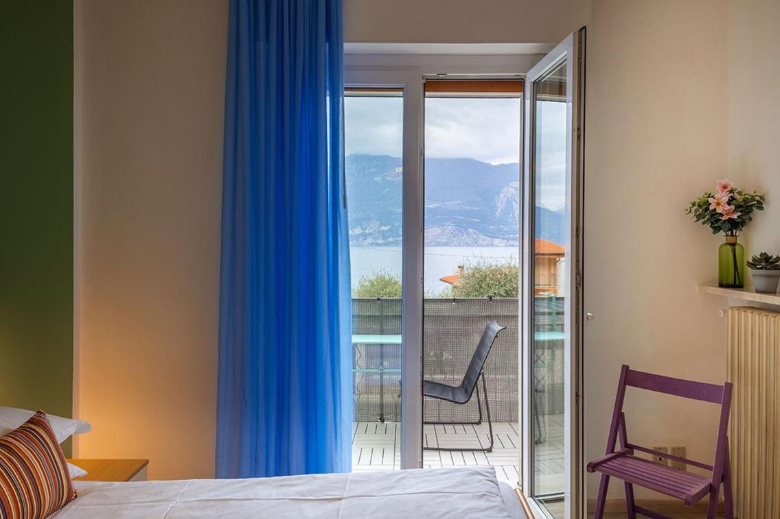 Lake View With Aircon - 5 Minutes From The Beach! Brenzone sul Garda Kültér fotó