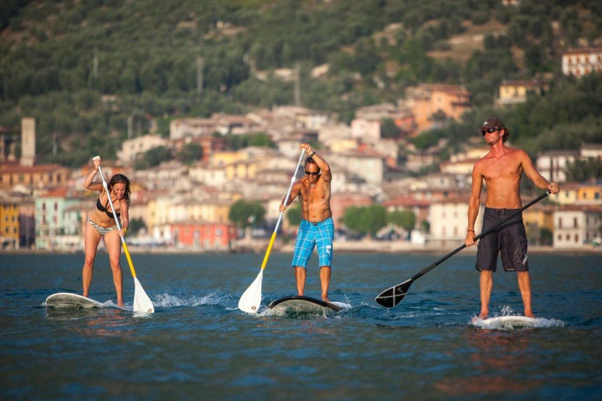 Lake View With Aircon - 5 Minutes From The Beach! Brenzone sul Garda Kültér fotó